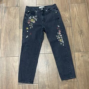 Garage size 7 Mom Jeans